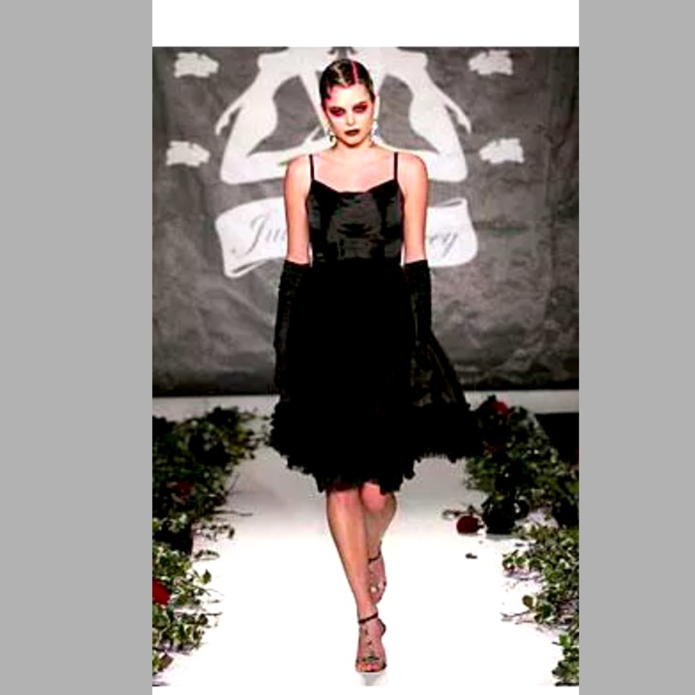 JULIA CLANCEY 🇬🇧 *Amber* black silk party dress XS UK 10